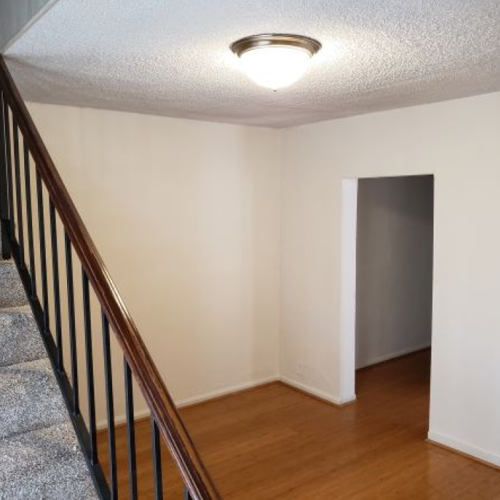 710 Crestmoore Pl, Venice, California 90291, 5 Bedrooms Bedrooms, ,4 BathroomsBathrooms,Apartments - 2-4 Units,Sold,Crestmoore,2,1015