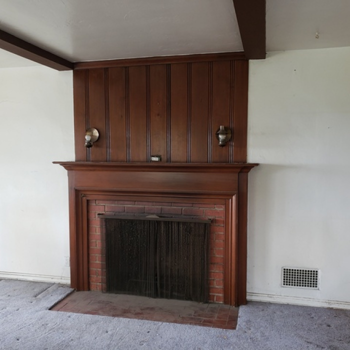 3943 Franklin Ave, Los Angeles, California 90027, 2 Bedrooms Bedrooms, ,2 BathroomsBathrooms,Single Family Residence,Sold,Franklin ,1019