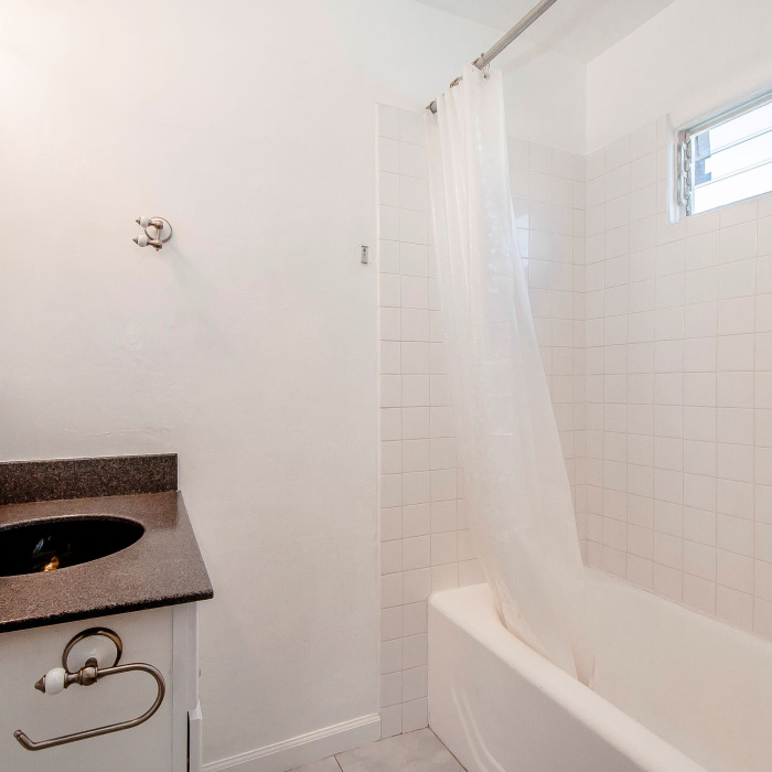 445-447 Longfellow Ave, Hermosa Beach, California 90254, 3 Bedrooms Bedrooms, ,2 BathroomsBathrooms,Apartments - 2-4 Units,Sold,Longfellow,1023